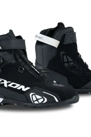 Vendita Finale Scarpe Moto Donna Ixon BULL 2 WP LADY Nero Bianco